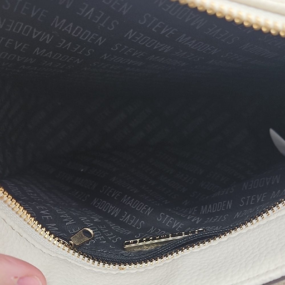 Steve Madden Beige Crossbody Bag - Picture 7 of 7